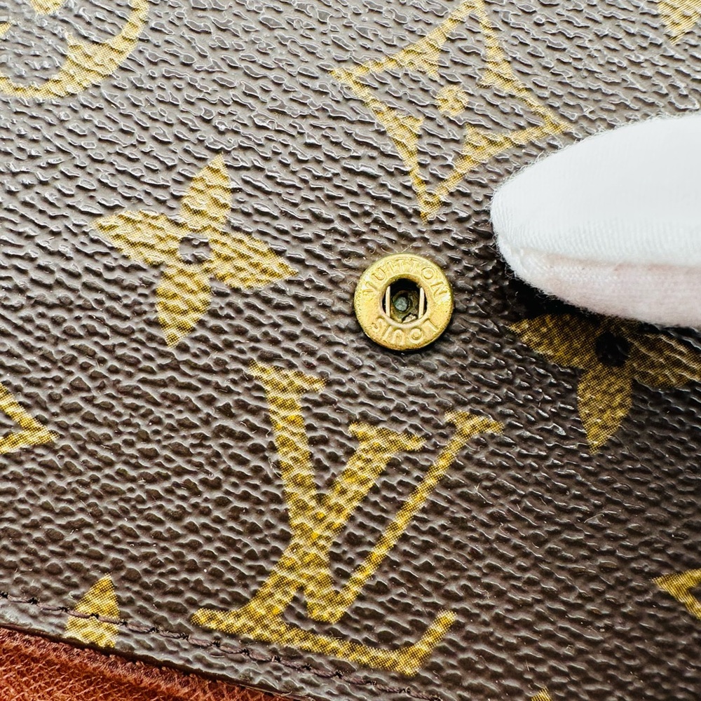 Louis Vuitton Compact Monogram Wallet - Picture 3 of 9